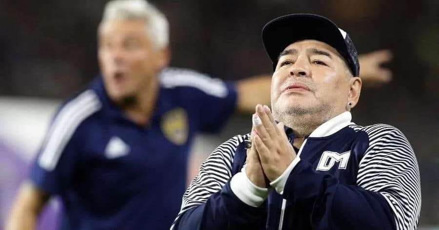 Maradona morreu ‘abandonado à própria sorte' por equipe médica, indica relatório