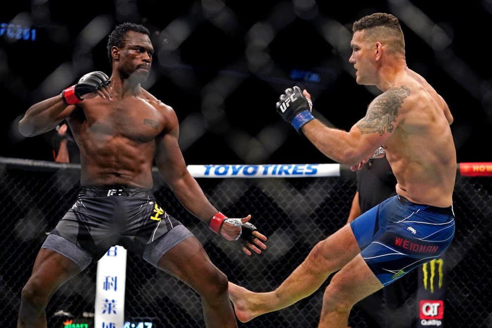 [IMAGENS FORTES] UFC: Weidman quebra a perna de forma idêntica a de Anderson Silva quando lutou contra ele