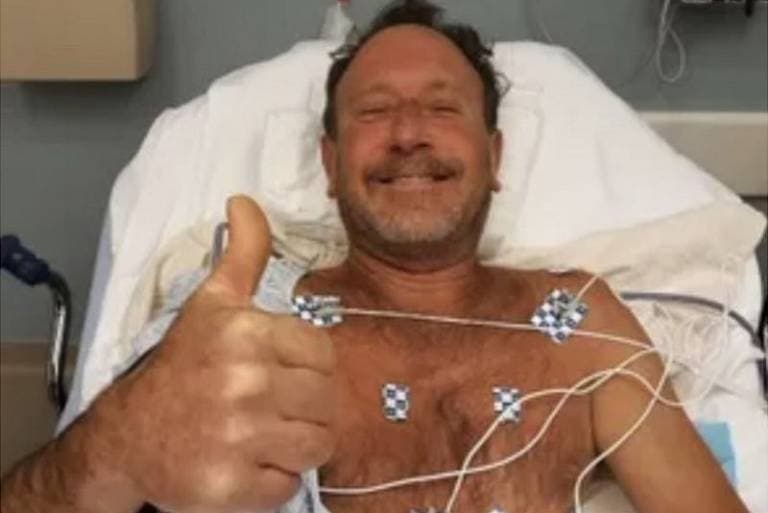 Pescador sobrevive após ser ‘engolido' e cuspido por uma baleia jubarte