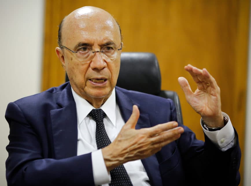 Lula está mal-informado; teto dos gastos não impede políticas sociais, diz Meirelles