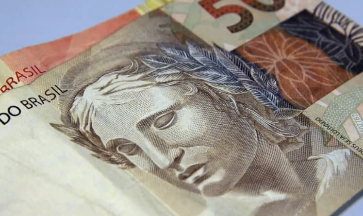 Arrecadação federal bate recorde em maio e é a maior em 27 anos