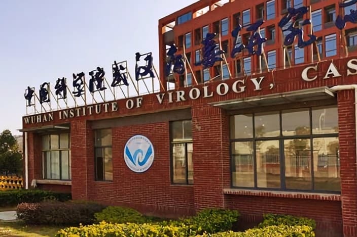 EUA pedem à China registros médicos de equipe de laboratório de Wuhan; Dados podem fornecer pistas para descobrir se a Covid-19 se espalhou a partir de um vazamento