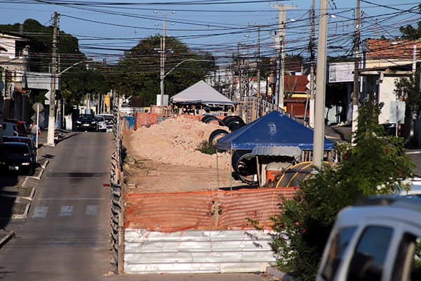 Obras de drenagem em Natal correm risco de nova paralisação