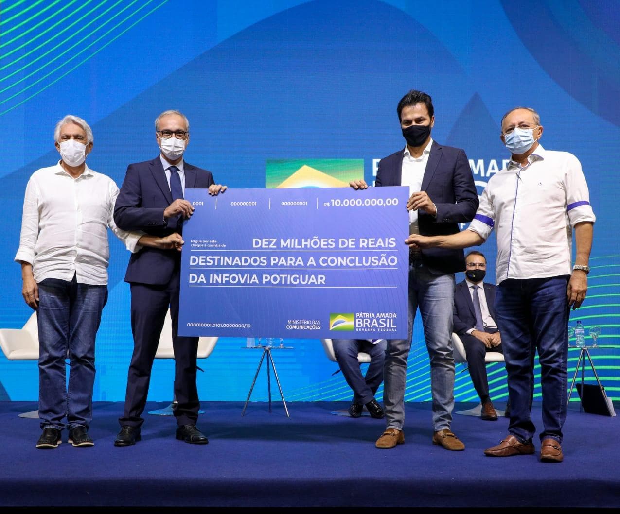 Fábio Faria libera R$ 10 milhões para conexão de internet em instituições de ensino no RN