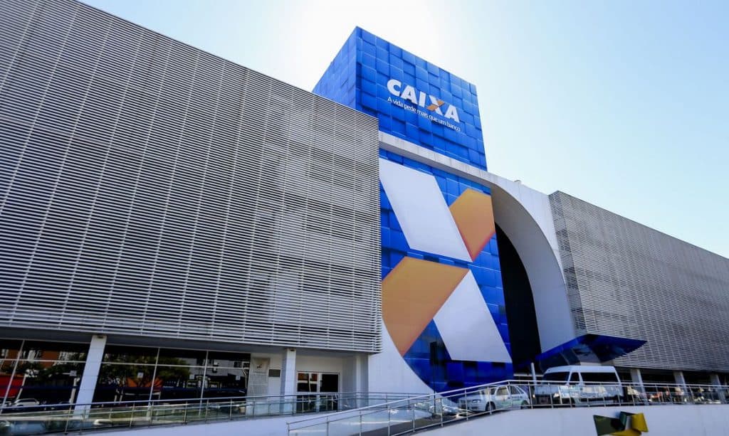 Caixa anuncia 10 mil vagas, entre concursados, estagiários e aprendizes, para 250 novas agências