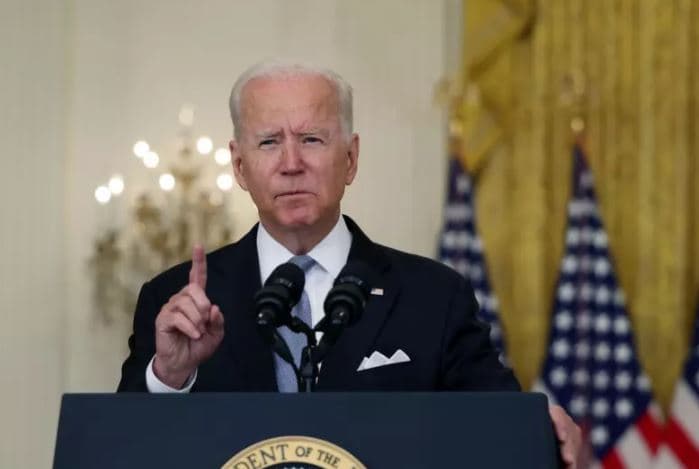 Biden admite erros, mas diz não se arrepender de retirar tropas do Afeganistão