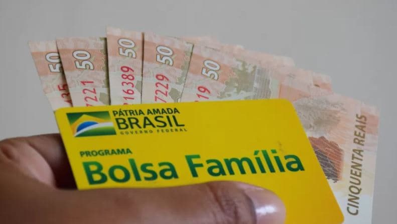 Novo Bolsa Família tem 6 benefícios e bônus a quem conseguir emprego