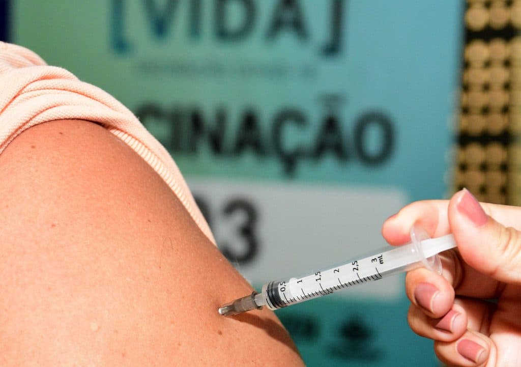 VACINAÇÃO: Apenas pontos do Via Direta e Nélio Dias funcionam hoje e amanhã em Natal