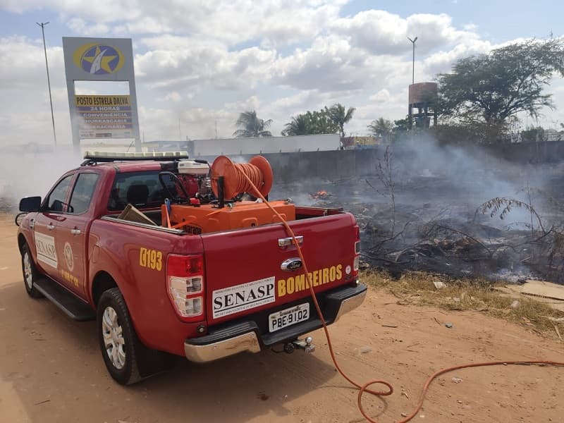 Corpo de Bombeiros registra cerca de 13 denúncias diárias de incêndios no RN