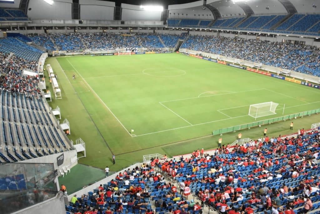 Governo do Estado autoriza retorno de público aos jogos de futebol a partir do dia 17 e com limite de 30% da capacidade dos estádios