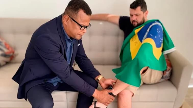 Mulher do jornalista Oswaldo Eustáquio diz que Moraes revogou prisão