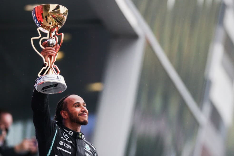 Hamilton vence GP da Rússia e se torna o primeiro piloto a conquistar 100 vitórias na história da F1