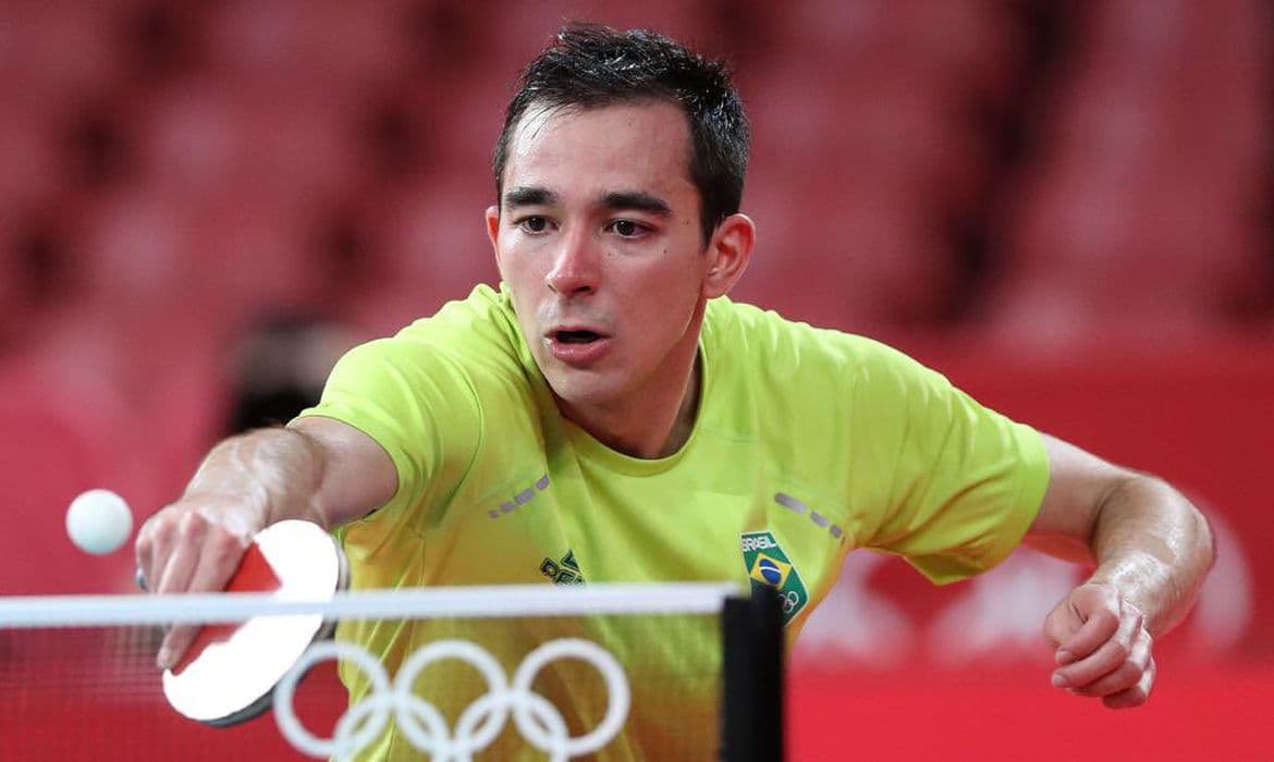 Brasileiro Hugo Calderano faz história ao ingressar no top 5 mundial do tênis de mesa