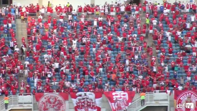 América vence o Moto Club-MA em jogo que marcou o retorno da torcida às arquibancadas da Arena das Dunas