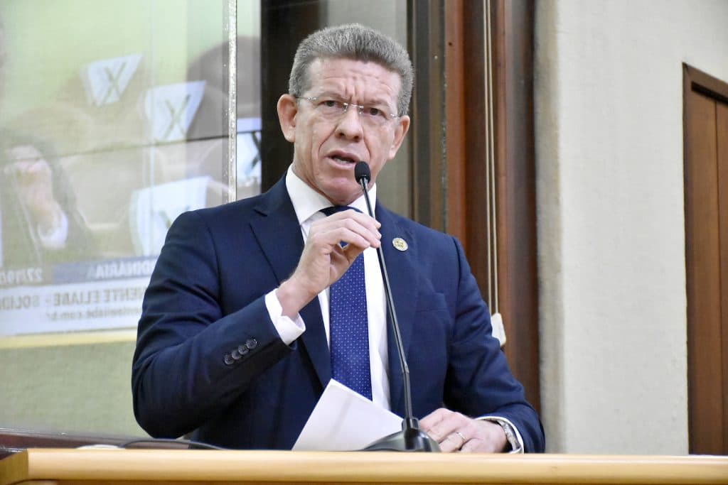 Deputado crítica punição a PM que prendeu bandido durante folga