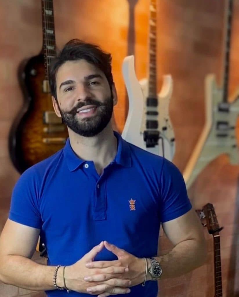 “Coração Cachorro”: música de compositor potiguar ganha o primeiro lugar no Spotify Brasil e começa a viralizar pelo mundo