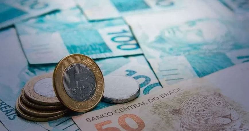 Para pagar imposto, empresas gastam R$ 180 bilhões por ano para cumprir mais de 4 mil normas. ‘É um manicômio', diz tributarista