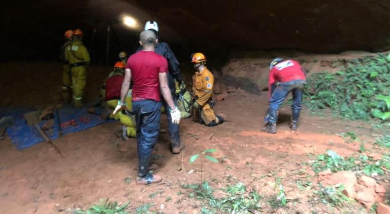 TRAGÉDIA: Desabamento de gruta deixa nove mortos no interior de São Paulo