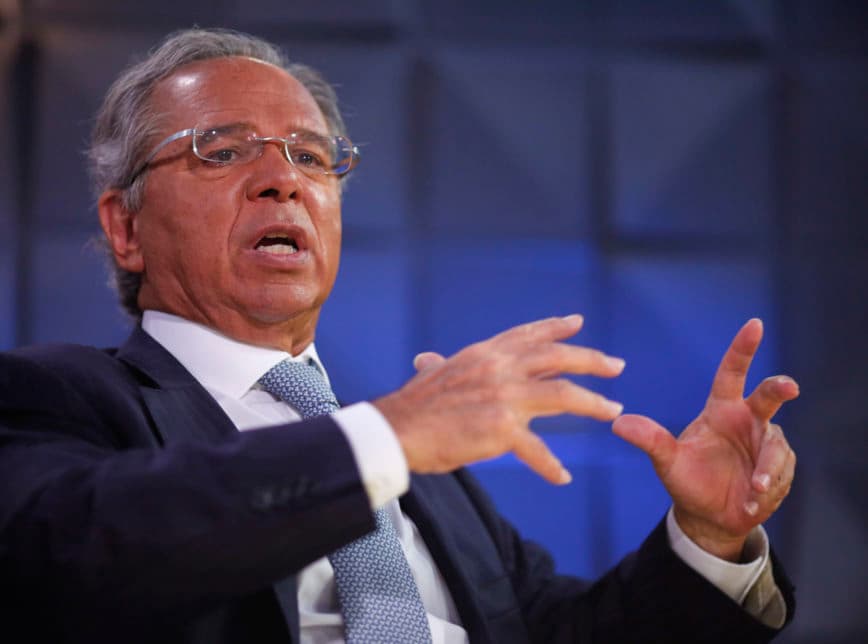 Guedes: "Antes de entrar no governo me desfiz da maior parte dos investimentos e perdi 4 a 5 vezes o que tenho na offshore”