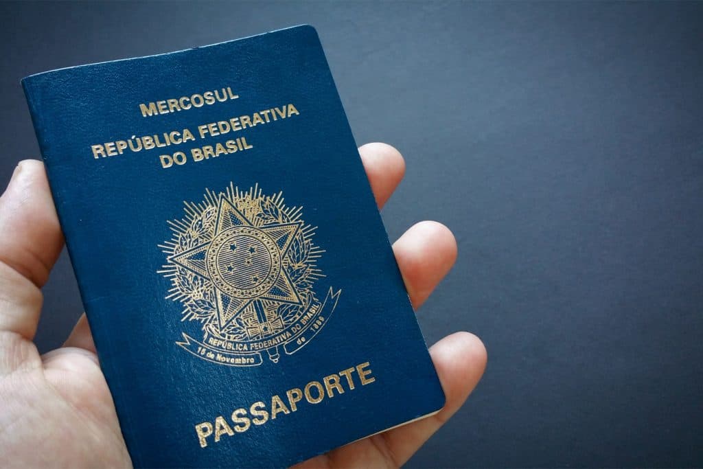 Emissão de passaportes dobra com reabertura das fronteiras