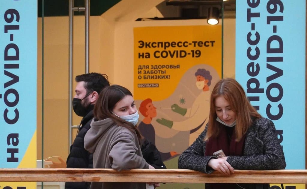 Rússia registra quinto recorde seguido de mortes por Covid-19