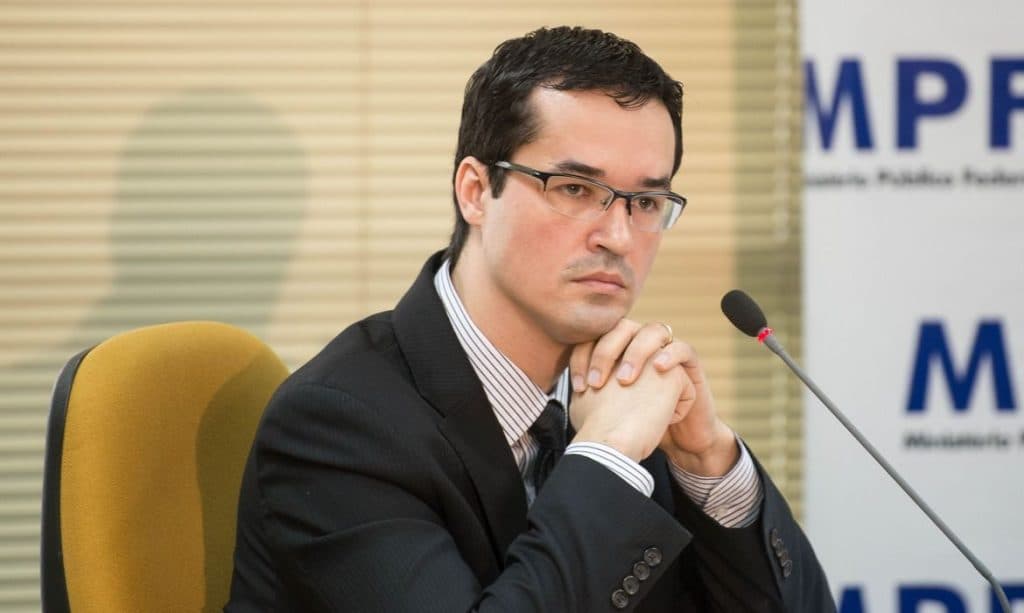 Deltan Dallagnol renuncia ao MP e deve entrar para a política