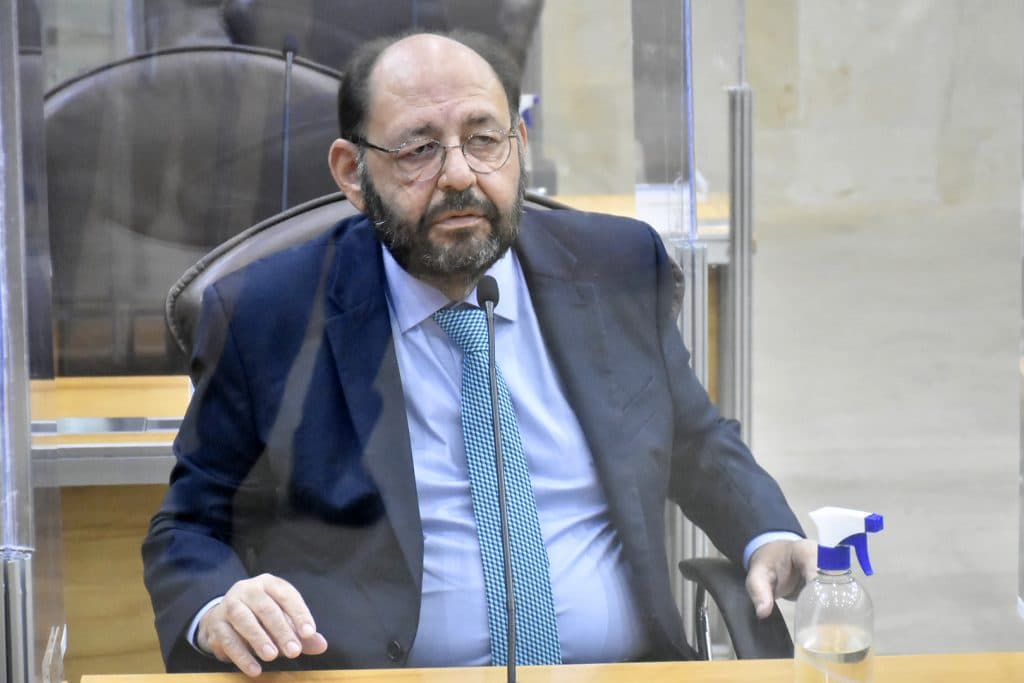Deputado critica governo Fátima por vetar projeto que garante mais transparência em obras públicas: “É mais uma contradição”