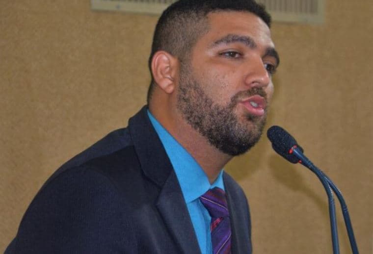 Deputado estadual mais votado da Bahia morre afogado em praia
