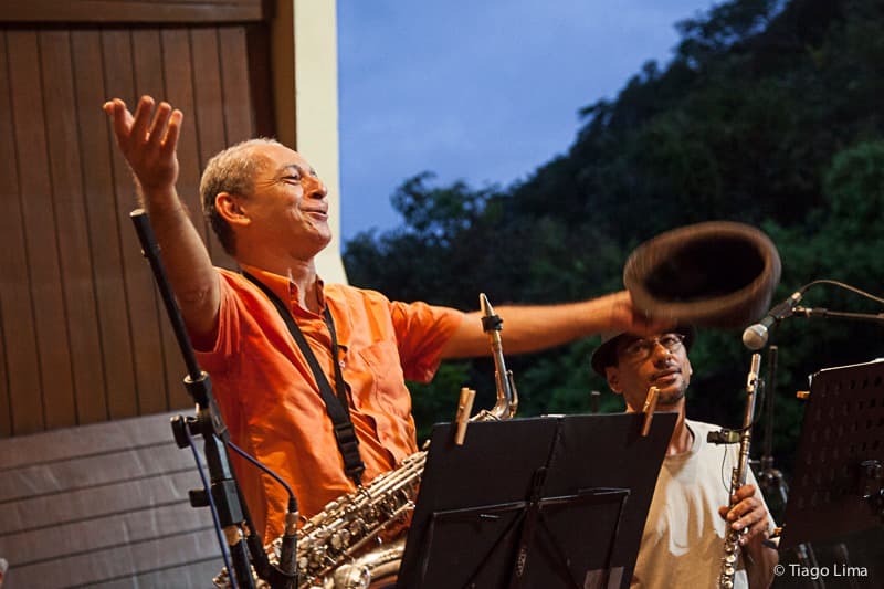 Maestro Neemias Lopes morre vítima de parada cardíaca