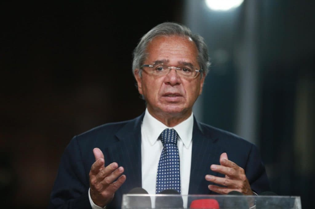 Paulo Guedes diz que espera inflação maior que a prevista em 2022, mas crescimento também