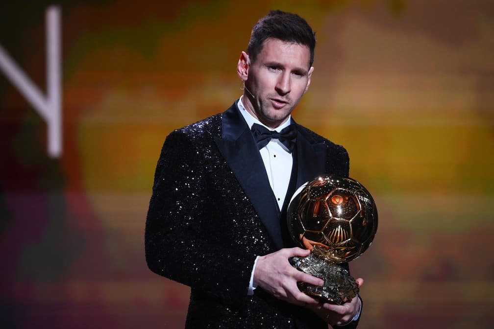 Messi conquista Bola de Ouro pela 7ª vez e se isola ainda mais como maior vencedor