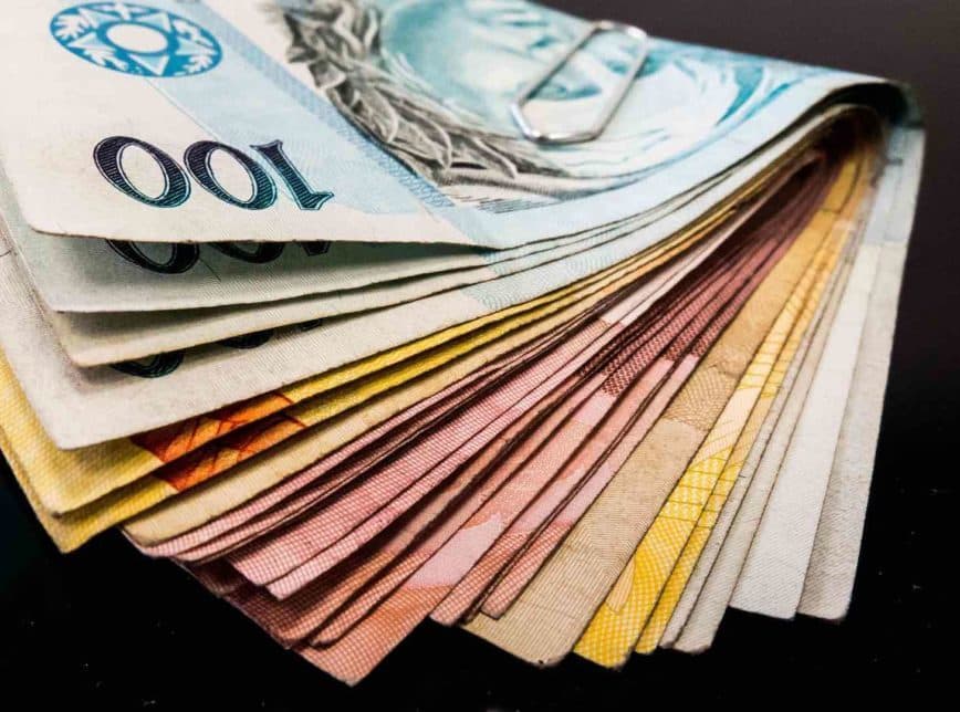 13º salário vai injetar R$ 232,6 bilhões na economia brasileira, diz Dieese