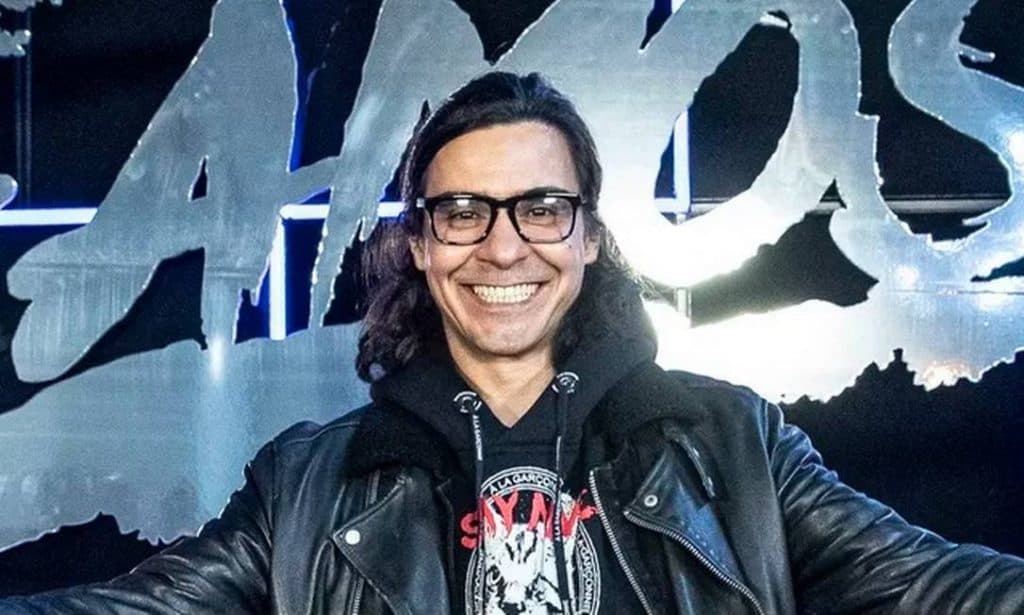Ator André Gonçalves tem prisão decretada pela Justiça por não pagar pensão alimentícia