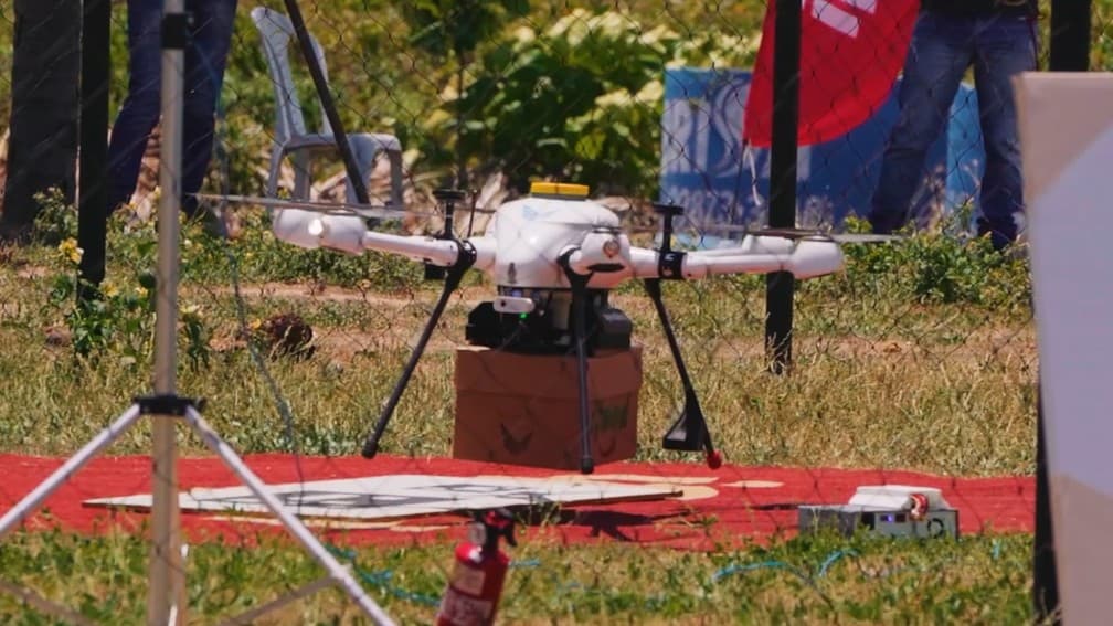 FOTOS: iFood começa a usar drones para delivery no Brasil nesta quarta-feira (15)