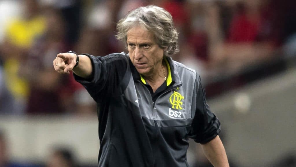 Jorge Jesus diz que não vai deixar o Benfica agora: “Só em maio”