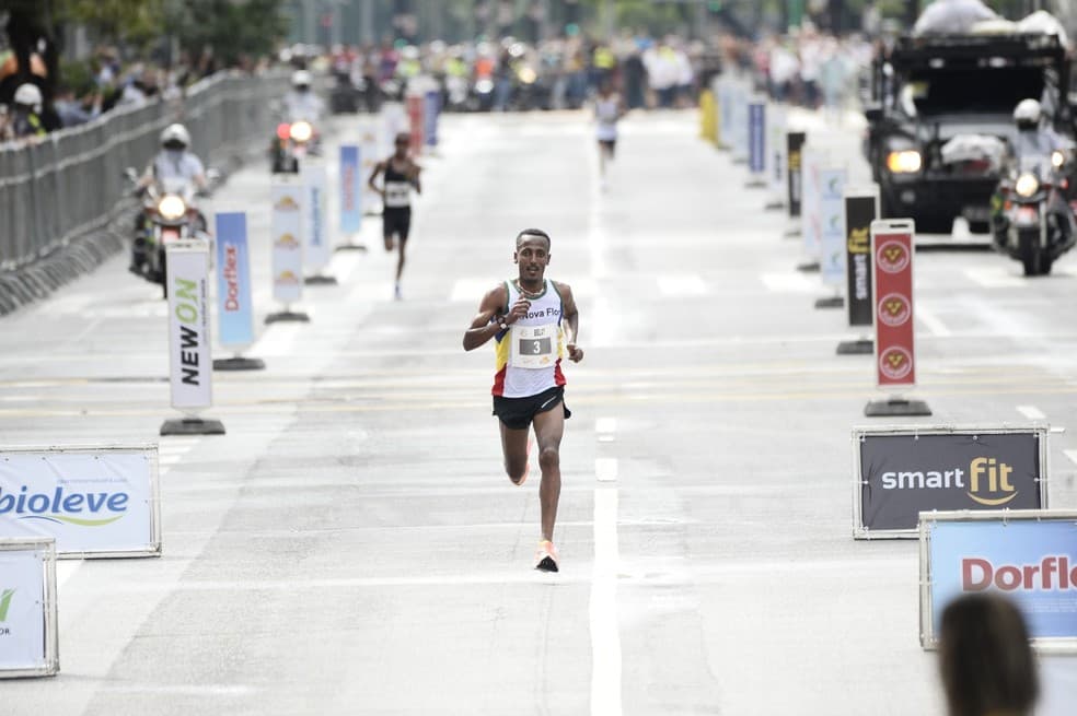 Com final emocionante, etíope bate brasileiro nos últimos metros da São Silvestre