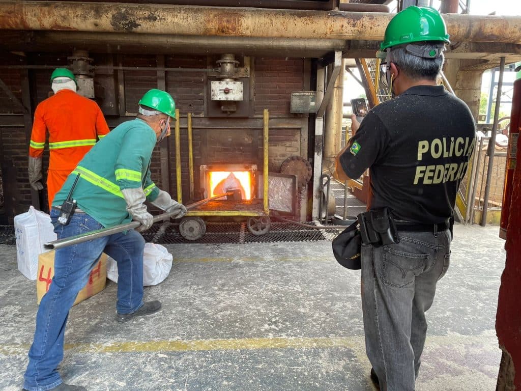 PF incinera 2,6 toneladas de drogas apreendidas no RN