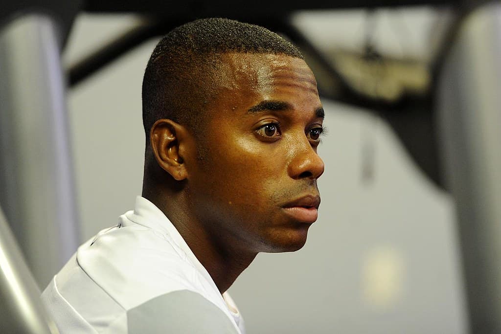 Robinho é condenado a 9 anos em última instância por estupro coletivo