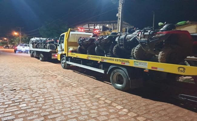 PM faz blitz e apreende 8 quadriciclos em São Miguel do Gostoso