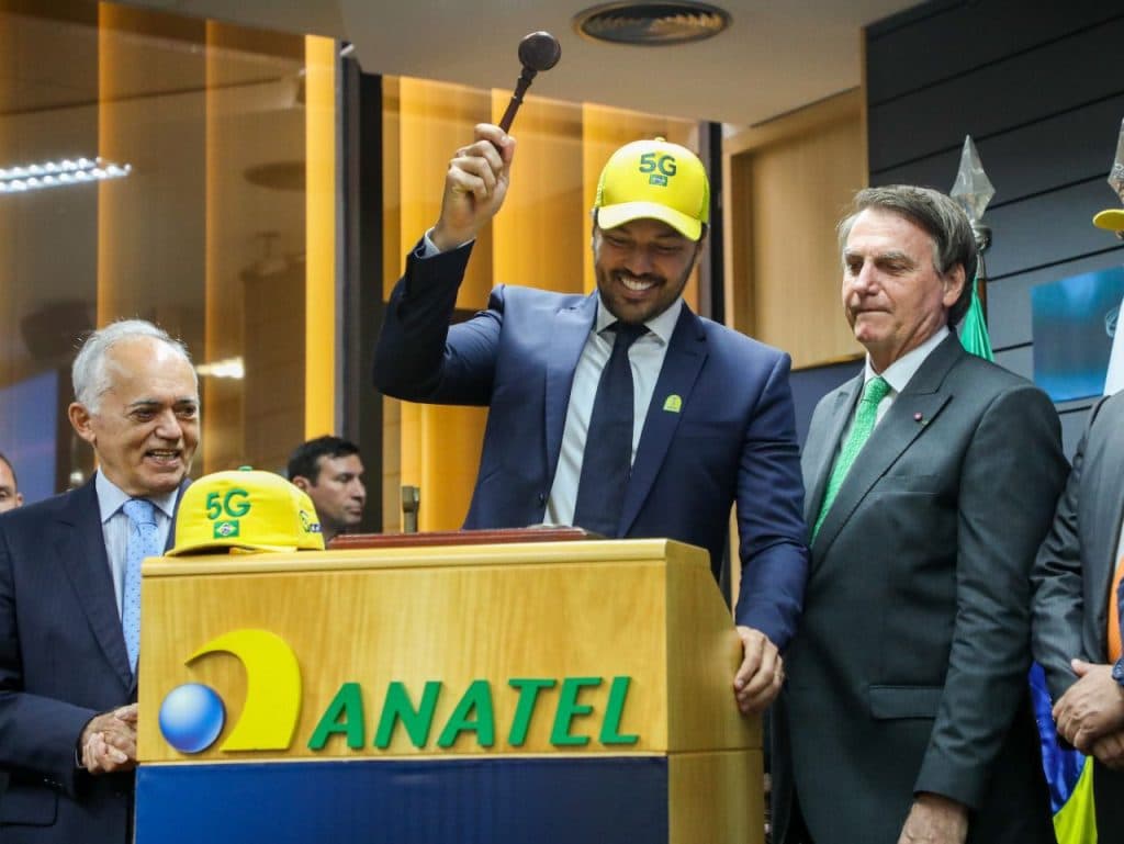 Fábio Faria parabeniza agilidade na aprovação da lei que simplifica licenciamentos para tecnologia 5G em Natal