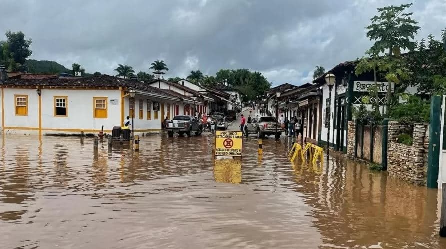 CHUVAS: Brasil tem 590 municípios em 9 estados em situação de emergência