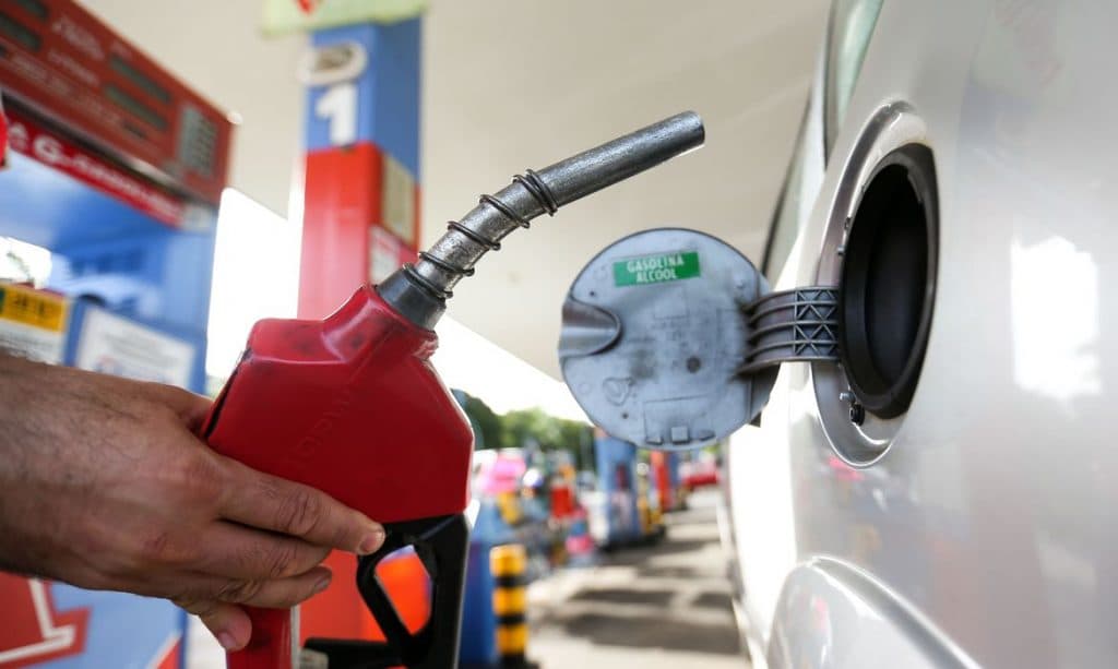 Aumento do preço dos combustíveis em Natal foi menor que o anunciado pela Petrobrás, diz Procon