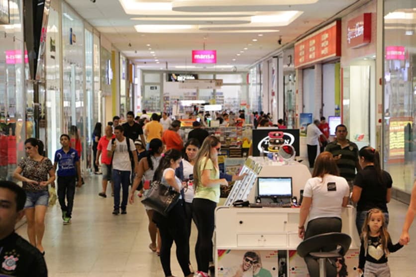 BOLSO APERTADO: Famílias de Natal seguem sem confiança para consumir, aponta pesquisa