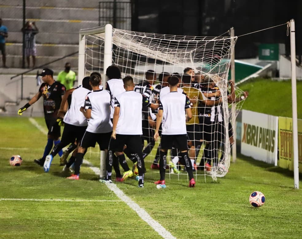 ABC supera o Potyguar e mantém liderança com 100% de aproveitamento