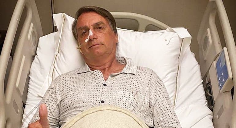 Médico diz que Bolsonaro ‘talvez não precise de cirurgia'