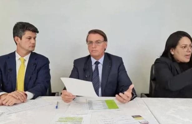 Em live, Bolsonaro não se manifesta sobre ordem do STF para depor à PF nesta sexta-feira (28)