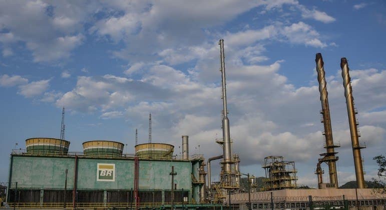 Cade vai apurar possível abuso da Petrobras em reajustes de combustíveis