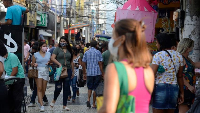 Desemprego recua, mas ainda atinge 12,4 milhões de brasileiros