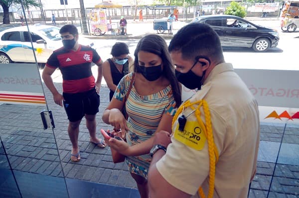 Governo do RN prorroga decreto com exigência de comprovante vacinal