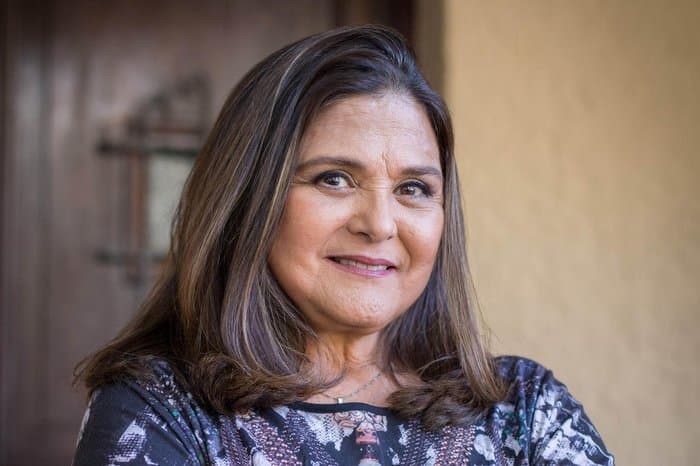 Após internação, Elizangela diz que não foi vacinada contra a Covid